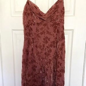 Jenny Yoo Rory Velvet Dress in English Rose